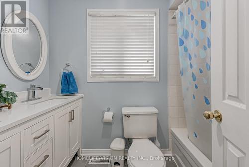 55 Etherington Crescent, Barrie, ON - Indoor Photo Showing Bathroom