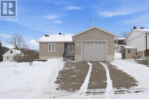 27 IVY AVENUE  Renfrew, ON K7V 4C9