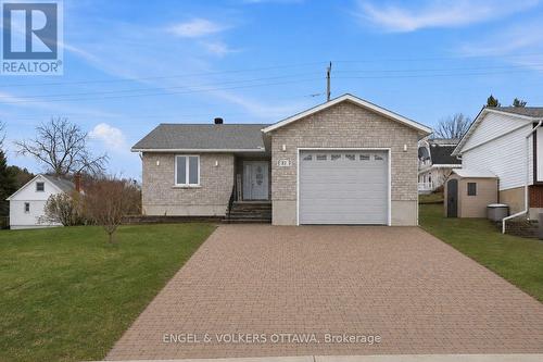 27 IVY AVENUE  Renfrew, ON K7V 4C9