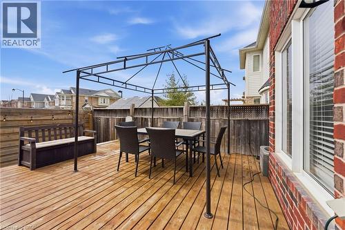 910 Vickerman Way, Milton, ON - Outdoor With Exterior