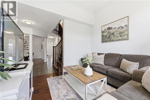 910 Vickerman Way, Milton, ON - Indoor Photo Showing Living Room