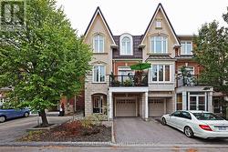 23 FERGUSON STREET Toronto, ON M1L 0C2