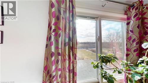 10 Armstrong Avenue, Hamilton, ON - Indoor