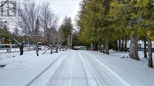 6 LEISURE LANE  Kawartha Lakes (Fenelon), ON K9V 4R1