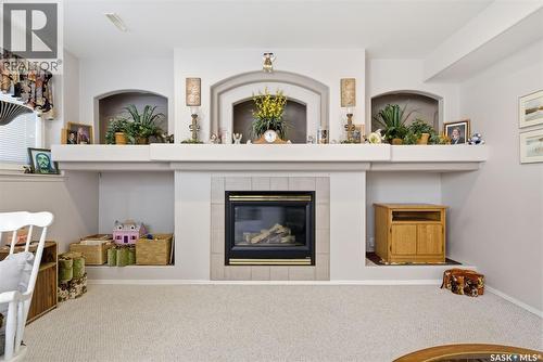 707 Bayview Close, Saskatoon, SK - Indoor With Fireplace