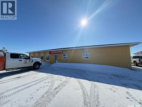 531 South Service Road, Wynyard, SK 