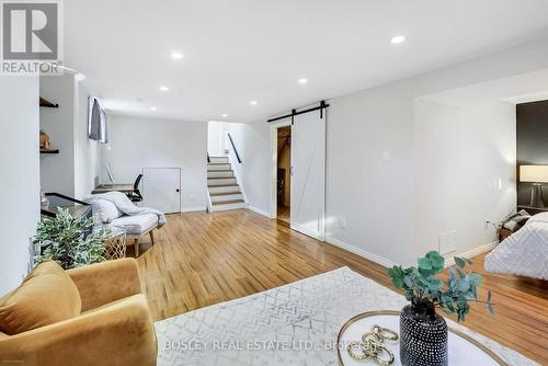 801 Eaglemount Crescent, Mississauga, ON - Indoor
