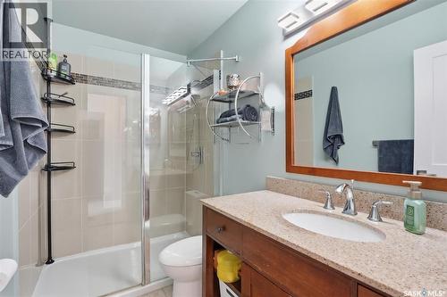 14 455 Pinehouse Drive, Saskatoon, SK - Indoor Photo Showing Bathroom