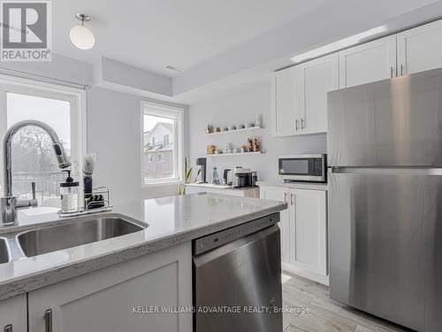 1521 Danforth Avenue, Toronto, ON - Indoor Photo Showing Kitchen