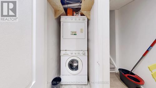 1521 Danforth Avenue, Toronto, ON - Indoor Photo Showing Laundry Room