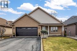 546 JERSEYVILLE Road W Ancaster, ON L9G 3L5