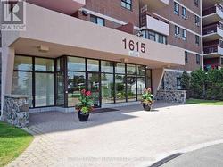 305 - 1615 BLOOR STREET E  Mississauga, ON L4X 1S2