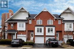 67 - 1575 SOUTH PARADE COURT  Mississauga, ON L5M 6E9