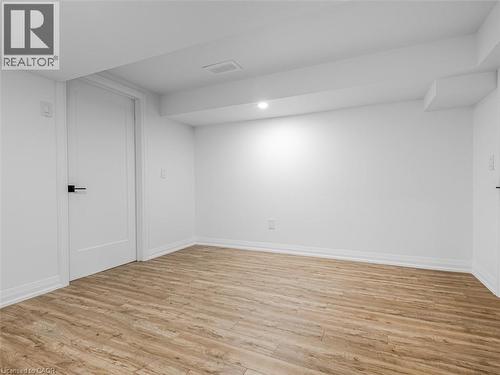 5502 Eaton Avenue, Burlington, ON - Indoor Photo Showing Other Room