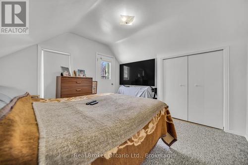 141 Samuel Street, Kitchener, ON - Indoor Photo Showing Bedroom