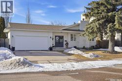 7 Kindrachuk CRESCENT  Saskatoon, SK S7K 6P9