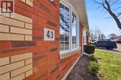 570 WEST Street Unit# 43  Brantford, ON N3R 7Y7
