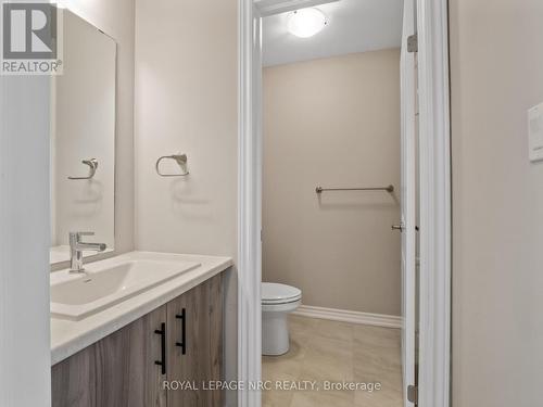 27 Renfrew Trail, Welland (N. Welland), ON 