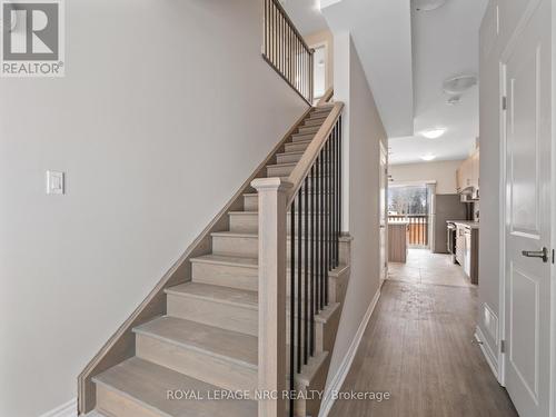 27 Renfrew Trail, Welland (N. Welland), ON 