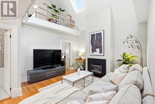 80 Waverley Street, Ottawa, ON 