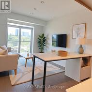 309 - 2495 EGLINTON AVENUE W Mississauga, ON L5M 2T2