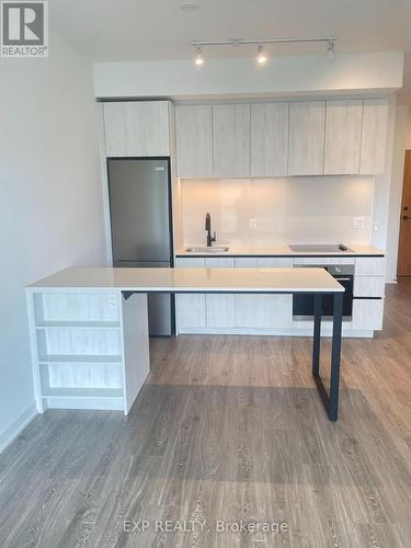 309 - 2495 Eglinton Avenue W, Mississauga, ON - Indoor