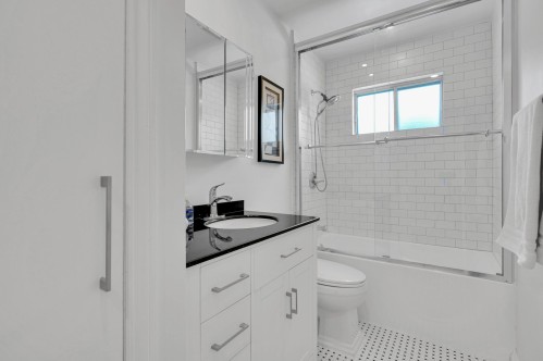 Salle de bains - 345 Rue Des Rochers, Sainte-Adèle, QC - Indoor Photo Showing Bathroom