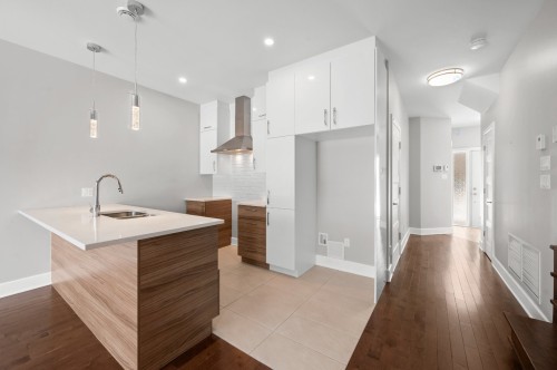 Kitchen - 17670 Rue De Chenonceau, Mirabel, QC - Indoor Photo Showing Kitchen