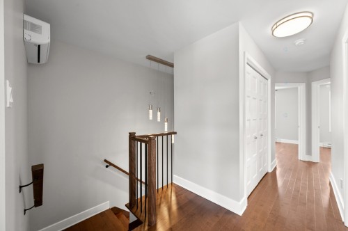 Passageway - 17670 Rue De Chenonceau, Mirabel, QC - Indoor Photo Showing Other Room