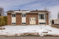 217 Rue Tassé  Saint-Eustache, QC J7P 4C3