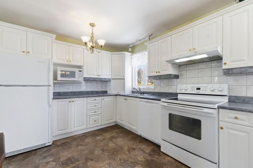 Cuisine - 217 Rue Tassé, Saint-Eustache, QC - Indoor Photo Showing Kitchen