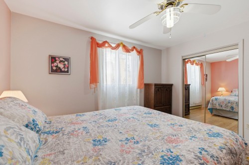 Chambre à coucher principale - 217 Rue Tassé, Saint-Eustache, QC - Indoor Photo Showing Bedroom