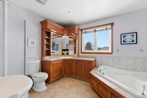 Salle de bains - 217 Rue Tassé, Saint-Eustache, QC - Indoor Photo Showing Bathroom