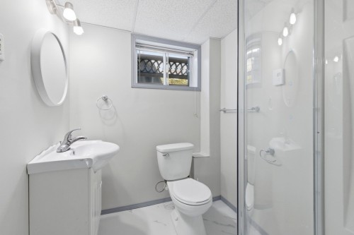 Salle de bains - 217 Rue Tassé, Saint-Eustache, QC - Indoor Photo Showing Bathroom