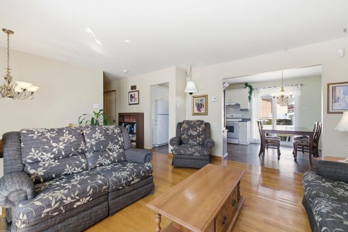 Salon - 217 Rue Tassé, Saint-Eustache, QC - Indoor Photo Showing Living Room