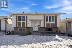 55 Schneider CRESCENT  Regina, SK S4P 4B7