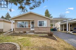 5 ASPEN CRESCENT Waterloo, ON N3B 1J5