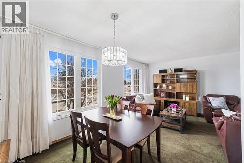 222 Greencedar Drive, Hamilton, ON - Indoor Photo Showing Dining Room