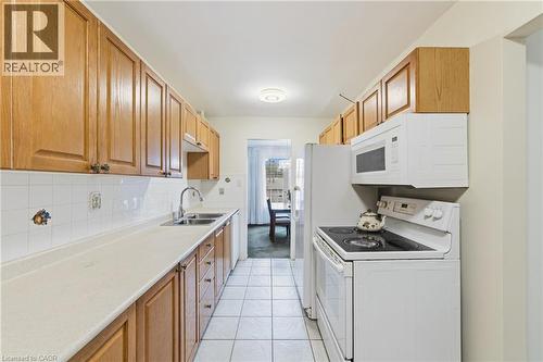 222 Greencedar Drive, Hamilton, ON - Indoor