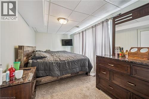 16 Stephen Street, Cambridge, ON - Indoor Photo Showing Bedroom