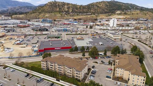 207-2035 Baron Road, Kelowna, BC - Outdoor With View