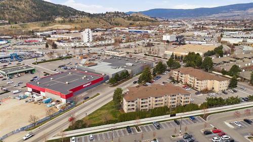 207-2035 Baron Road, Kelowna, BC - Outdoor With View