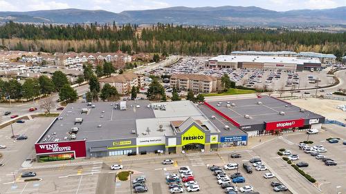 207-2035 Baron Road, Kelowna, BC - Outdoor With View