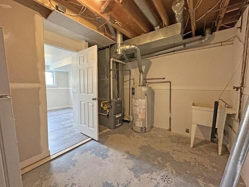 130 Harkness Street, Nipigon, ON - Indoor Photo Showing Basement