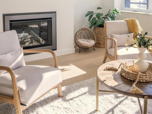 3218 96 HIGH Street N  Thunder Bay, ON P7A 5R3