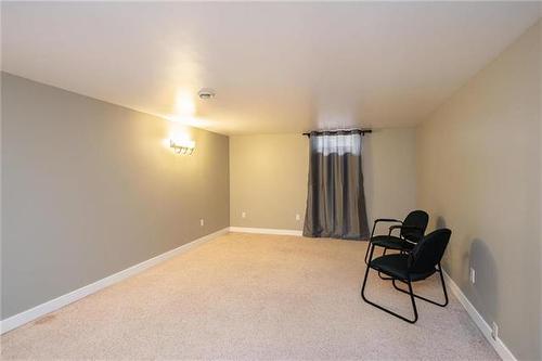 12 Cranbrook Bay, Winnipeg, MB 