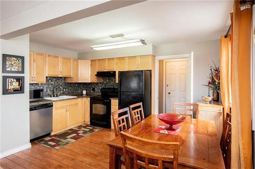 12 Cranbrook Bay, Winnipeg, MB 