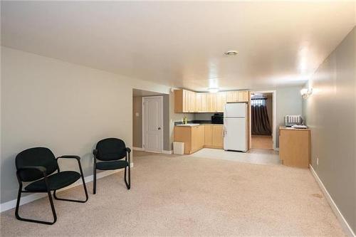 12 Cranbrook Bay, Winnipeg, MB 