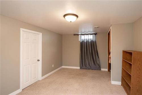 12 Cranbrook Bay, Winnipeg, MB 