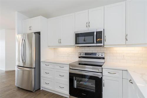 300 De La Seigneurie Blvd, Winnipeg, MB 